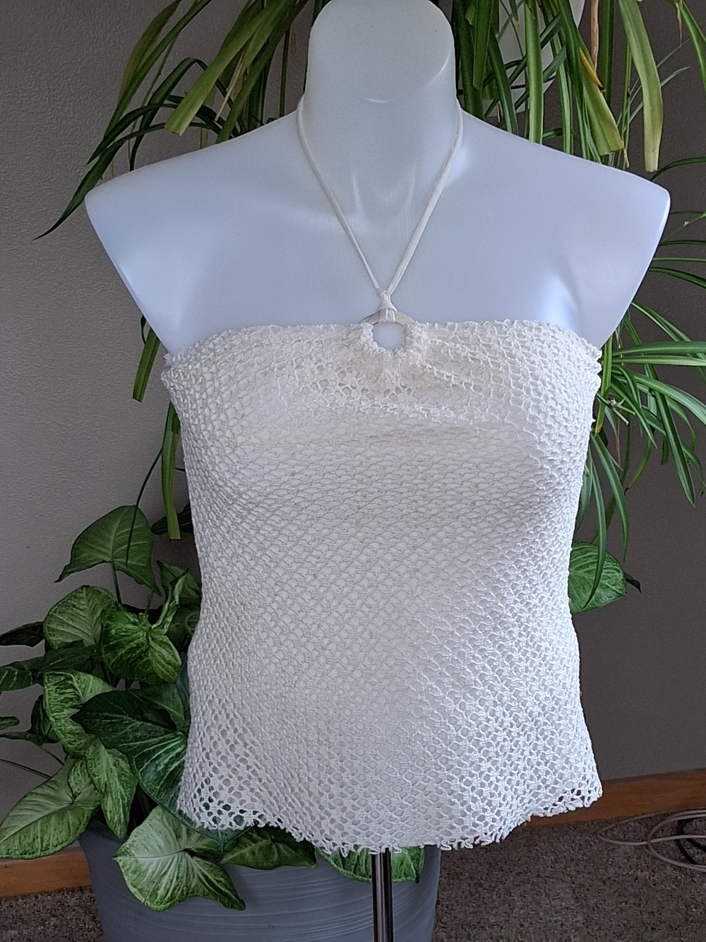 Vintage Y2K Vanity Cream Crochet Strapless Halter Camisole Festival Boho Western